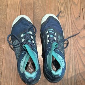 Merrell teal hiking shoes NWOT